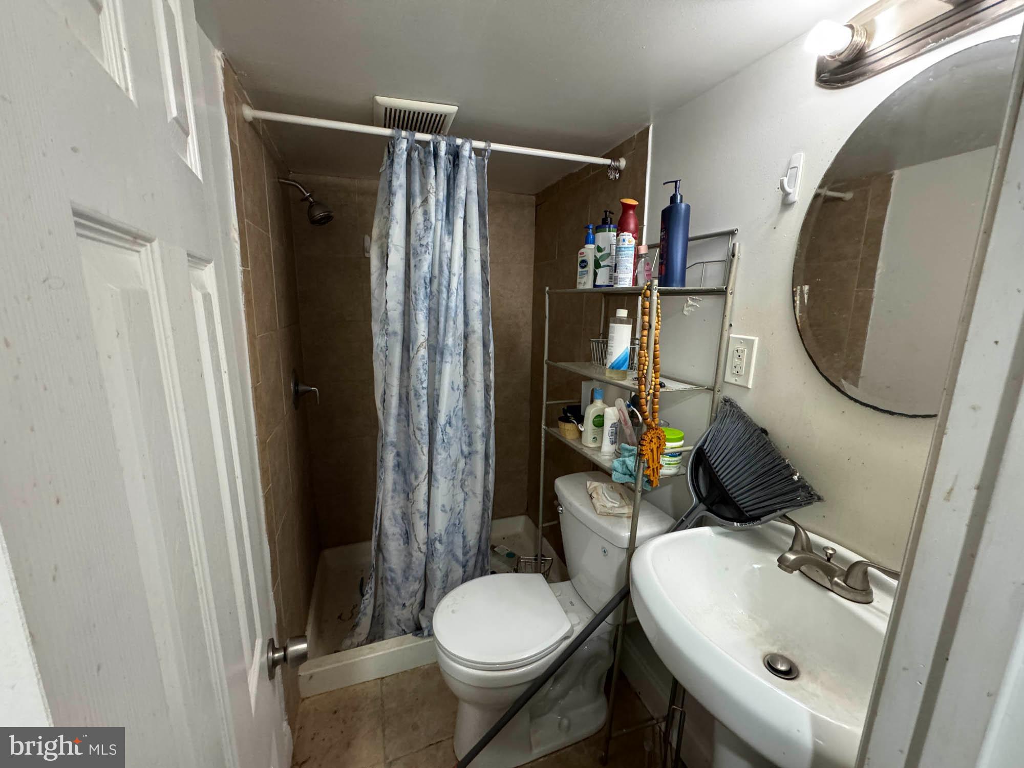 NEW CARROLLTON - Residential