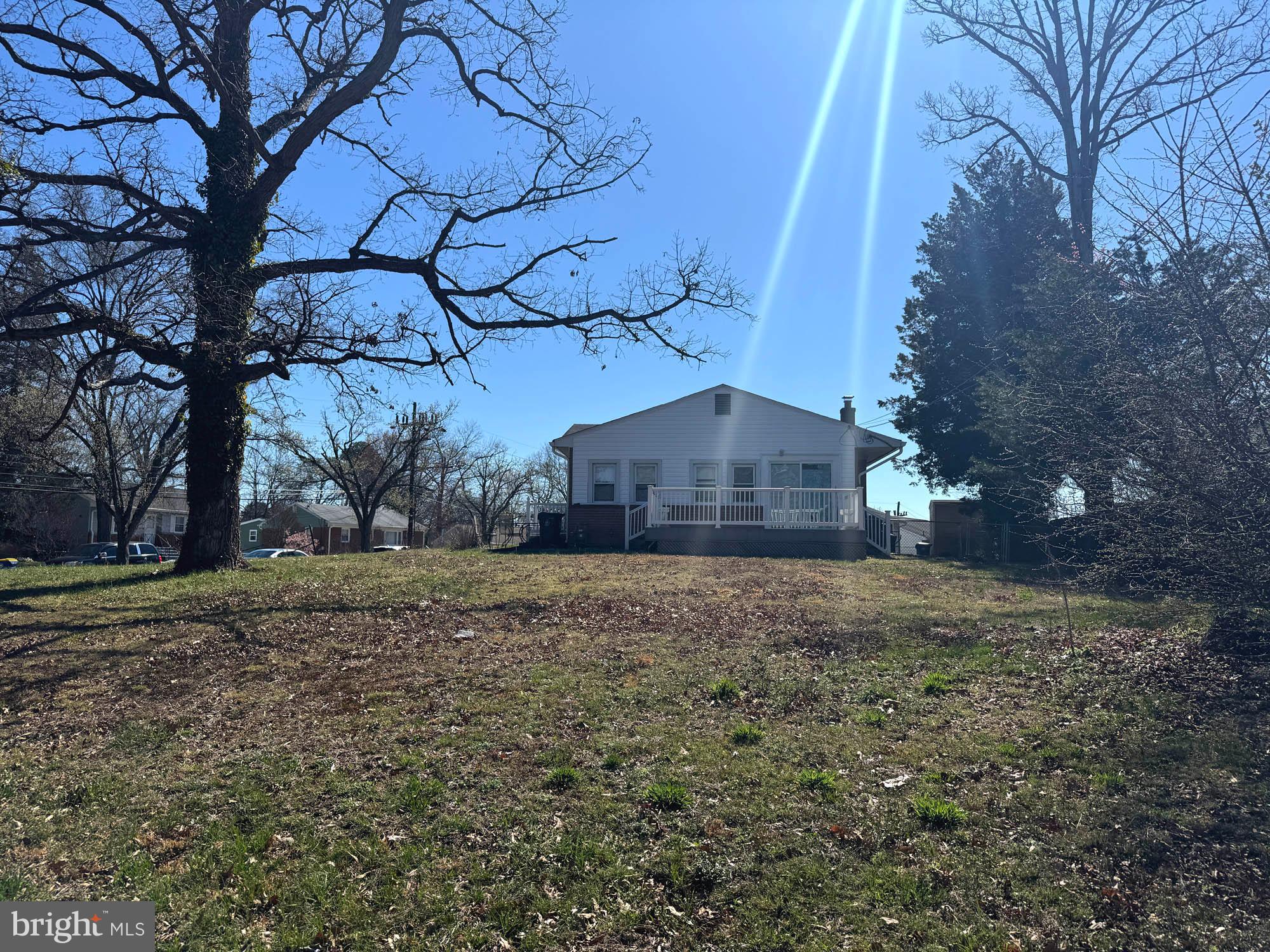 NEW CARROLLTON - Residential