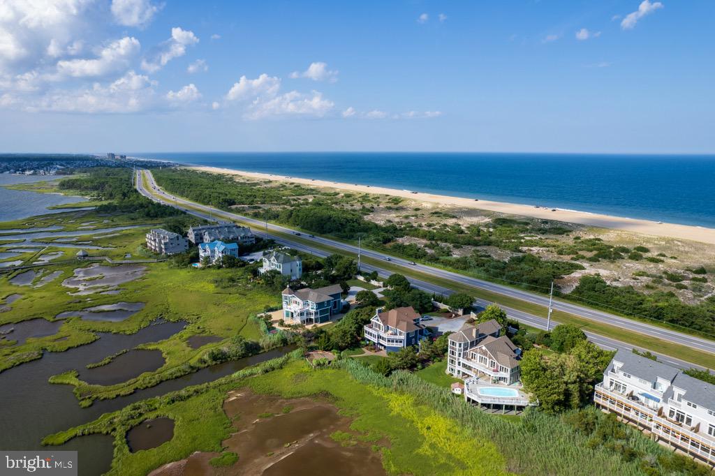 MAISONS SUR-MER - Residential