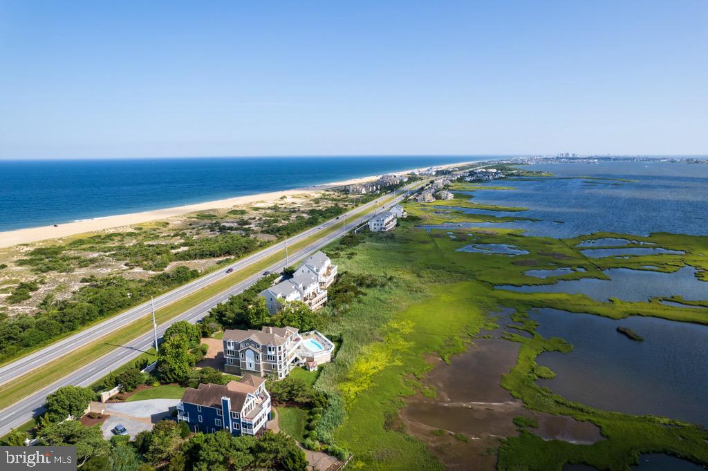 MAISONS SUR-MER - Residential