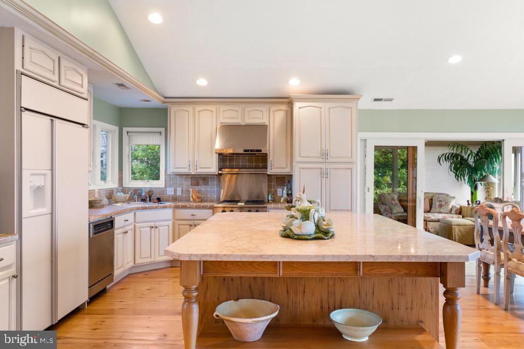 MAISONS SUR-MER - Residential