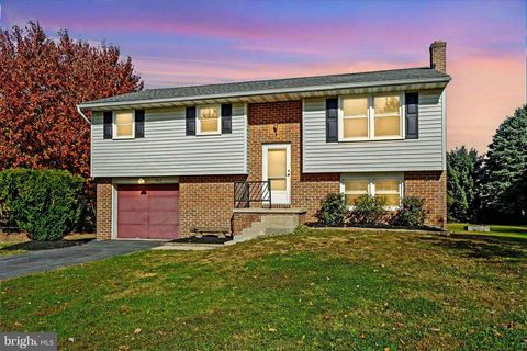 Photo of 945 Driver Avenue, Landisville, PA 17538 (MLS # PALA2059396)