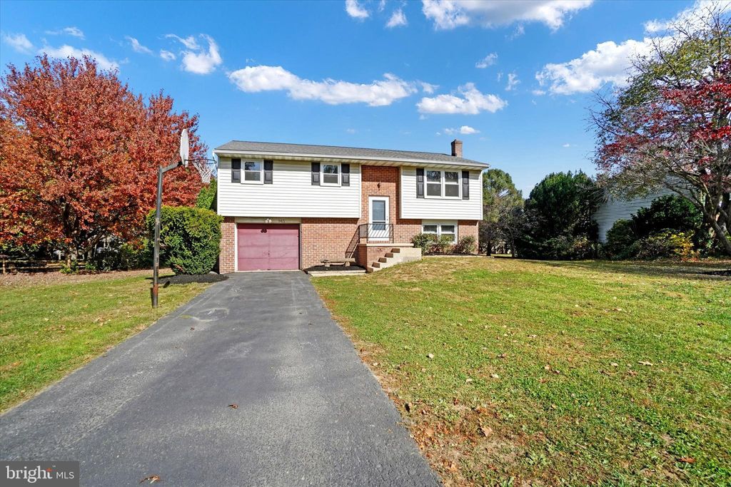 Photo of 945 Driver Avenue, Landisville, PA 17538 (MLS # PALA2059396)