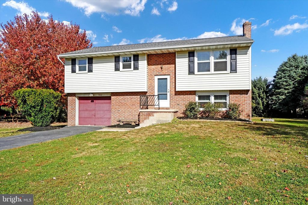 Photo of 945 Driver Avenue, Landisville, PA 17538 (MLS # PALA2059396)