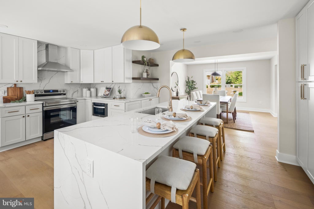 Photo of 9137 Rockefeller Lane, SPRINGFIELD, VA 22153 (MLS # VAFX2332668)
