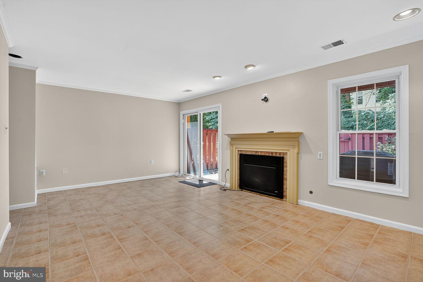 FAIR RIDGE - Residential Lease