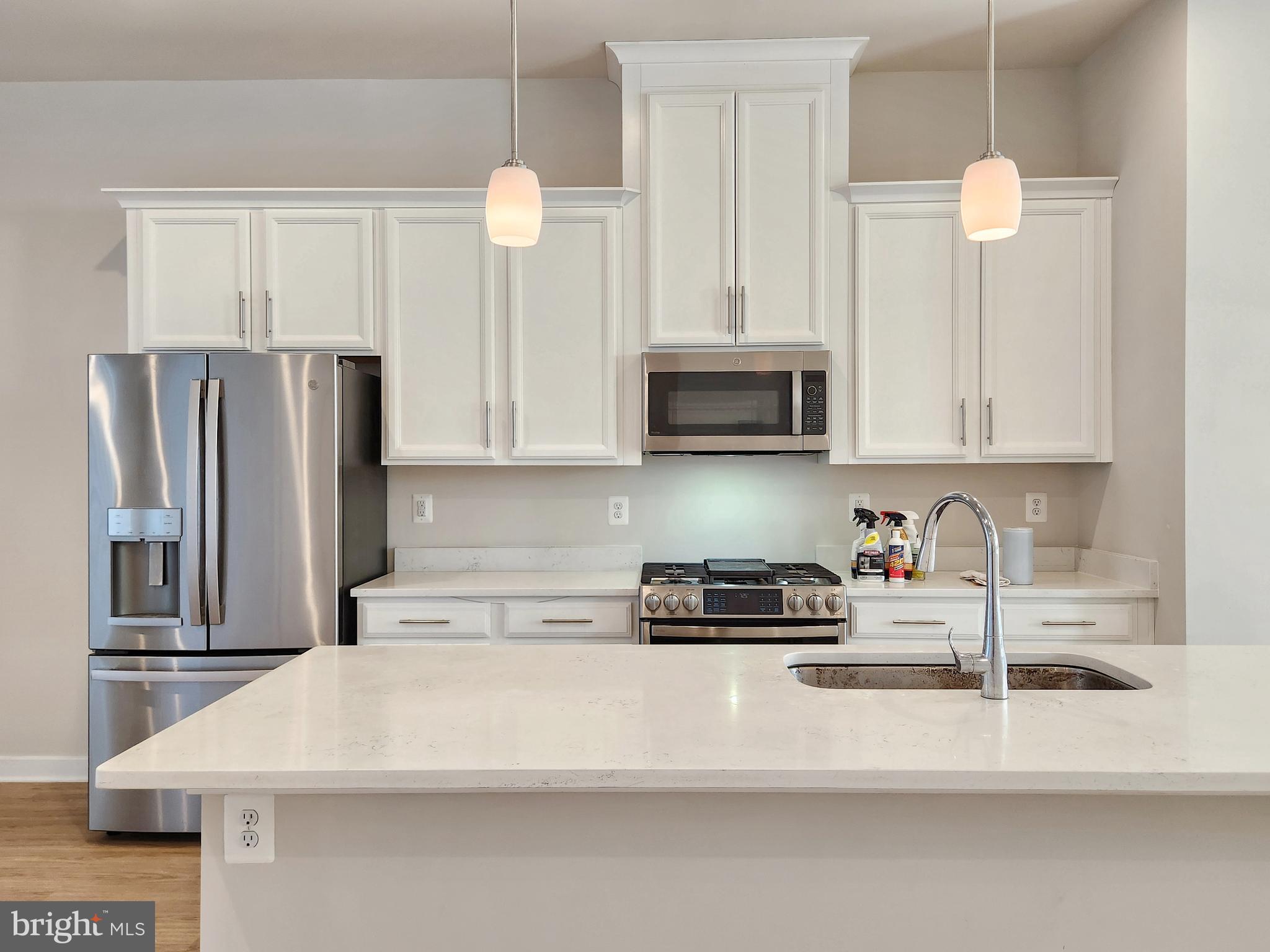 POTOMAC SHORES - Residential Lease