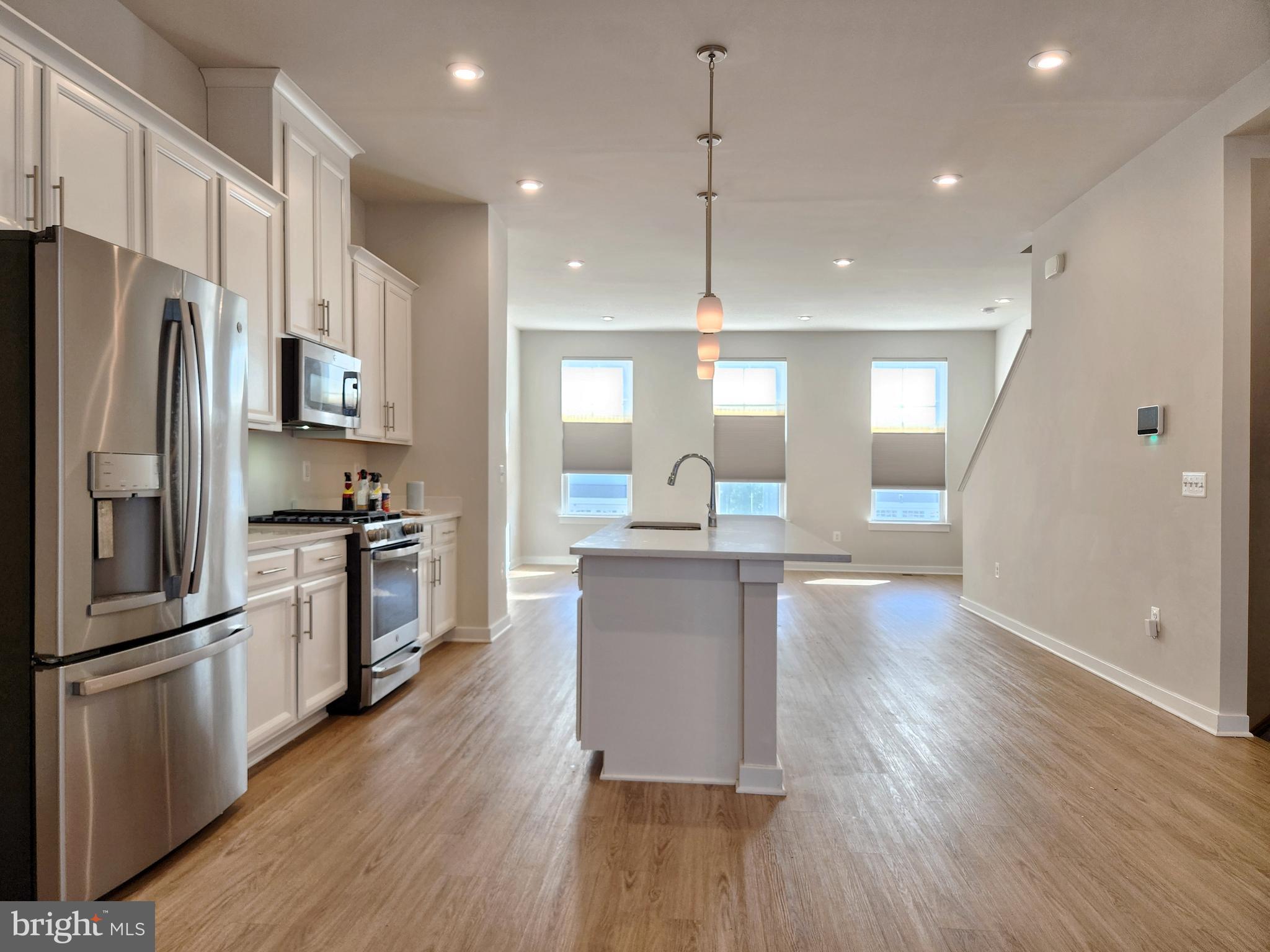 POTOMAC SHORES - Residential Lease