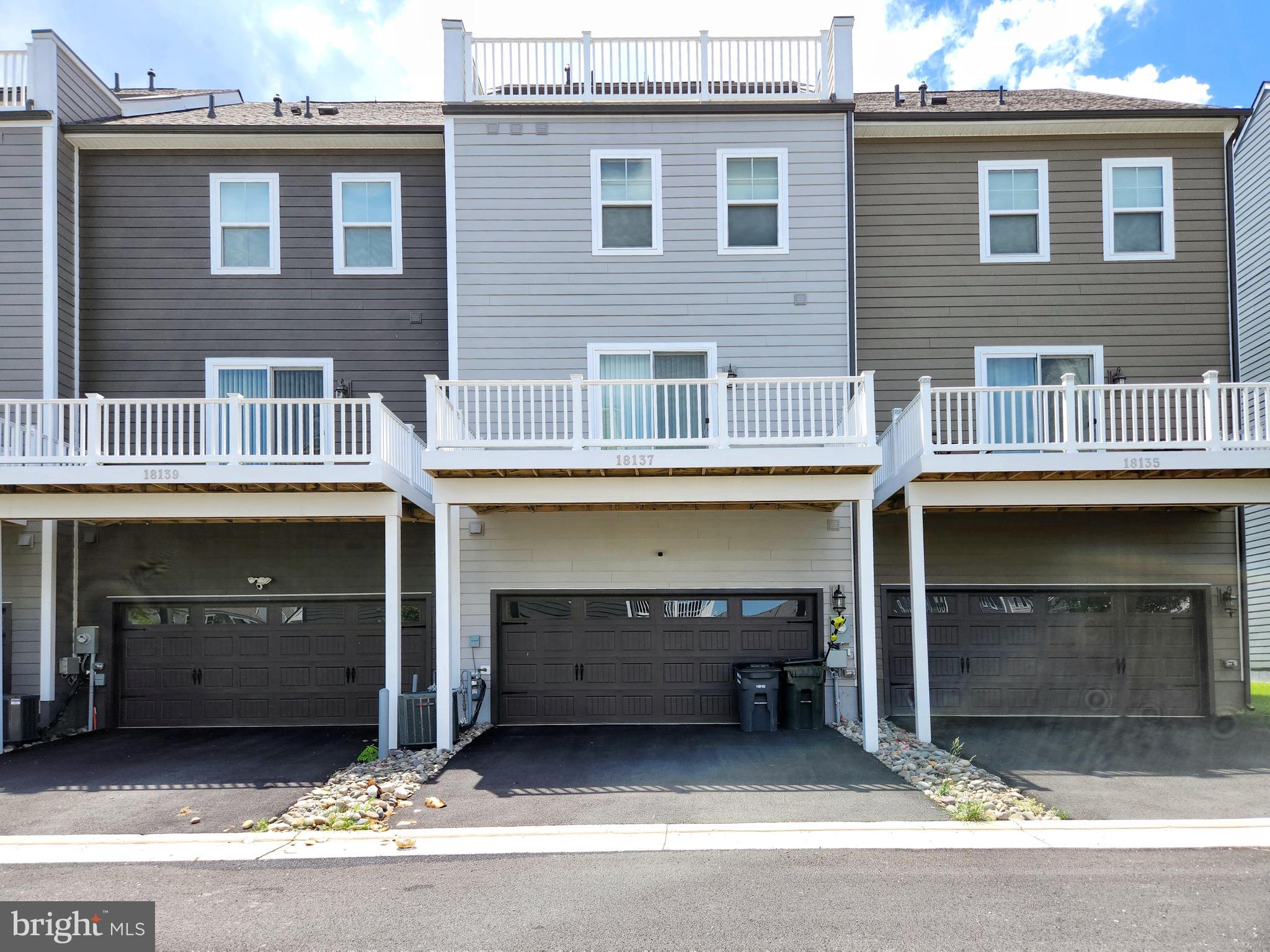 POTOMAC SHORES - Residential Lease