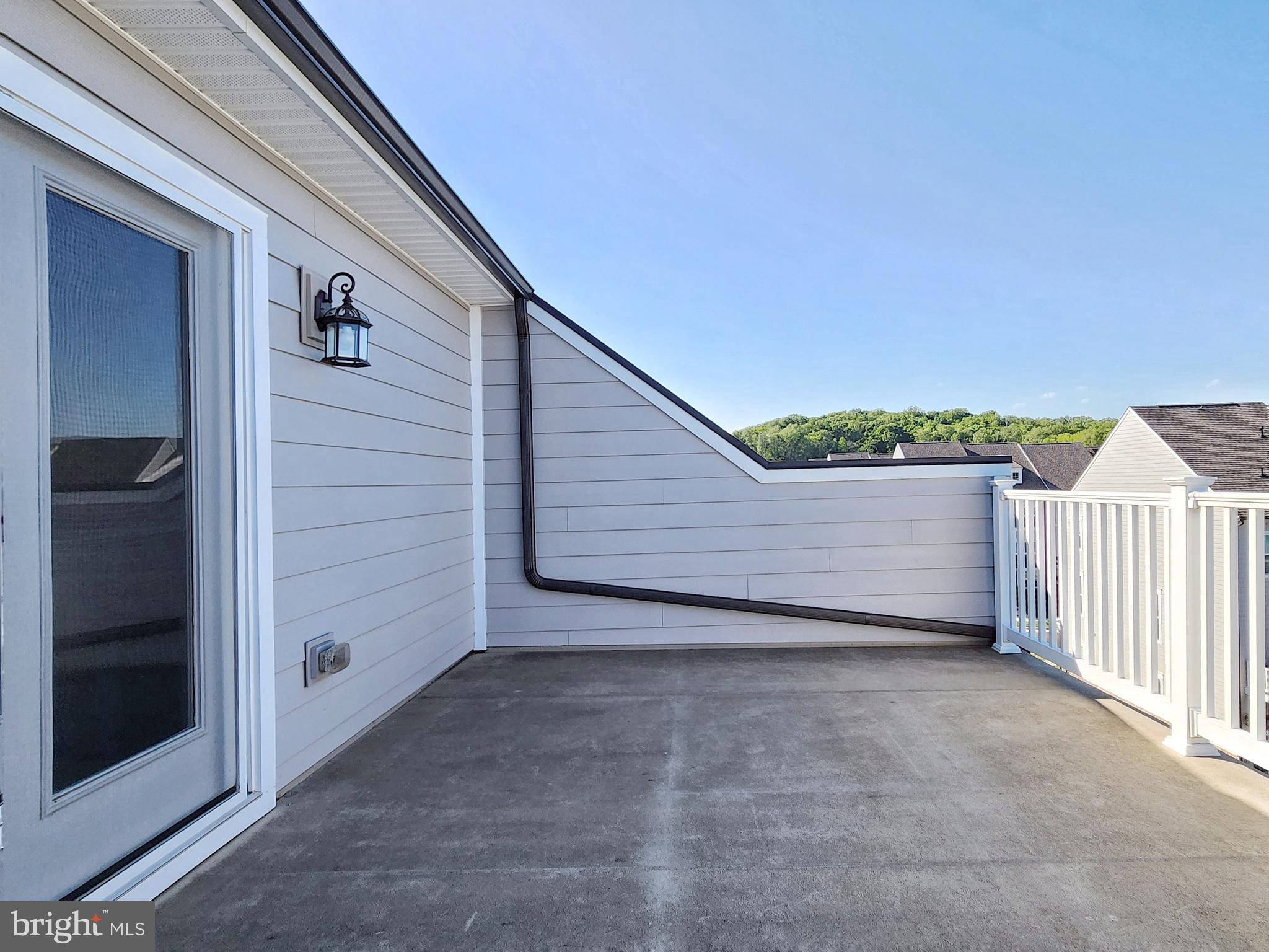 POTOMAC SHORES - Residential Lease