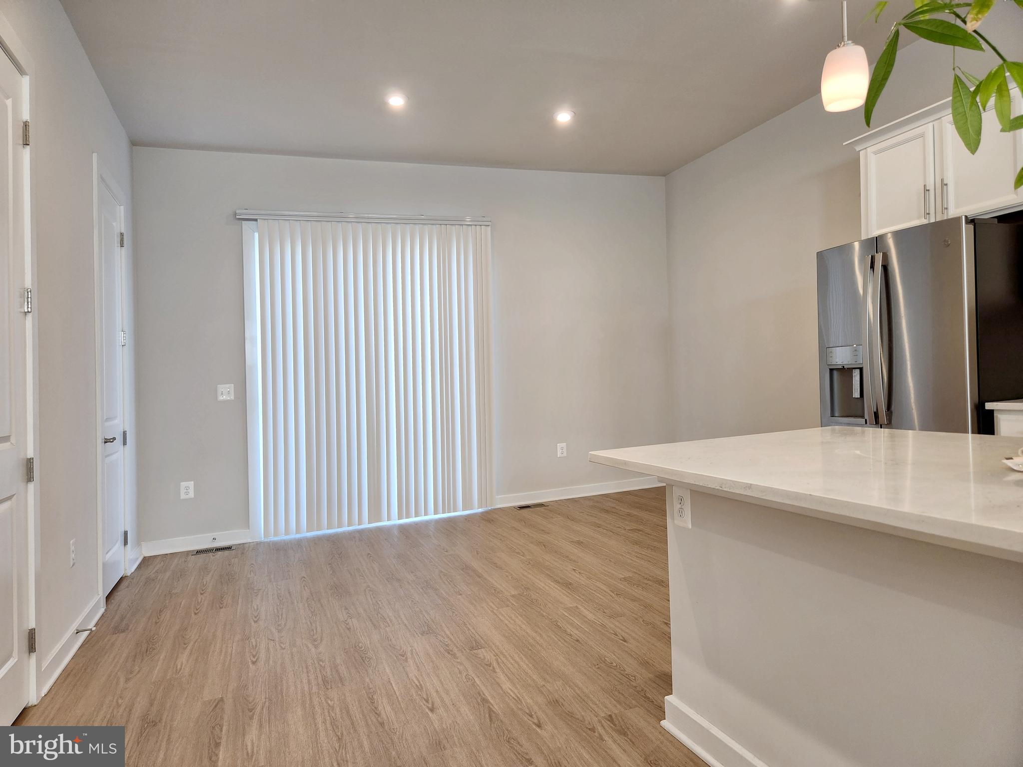 POTOMAC SHORES - Residential Lease