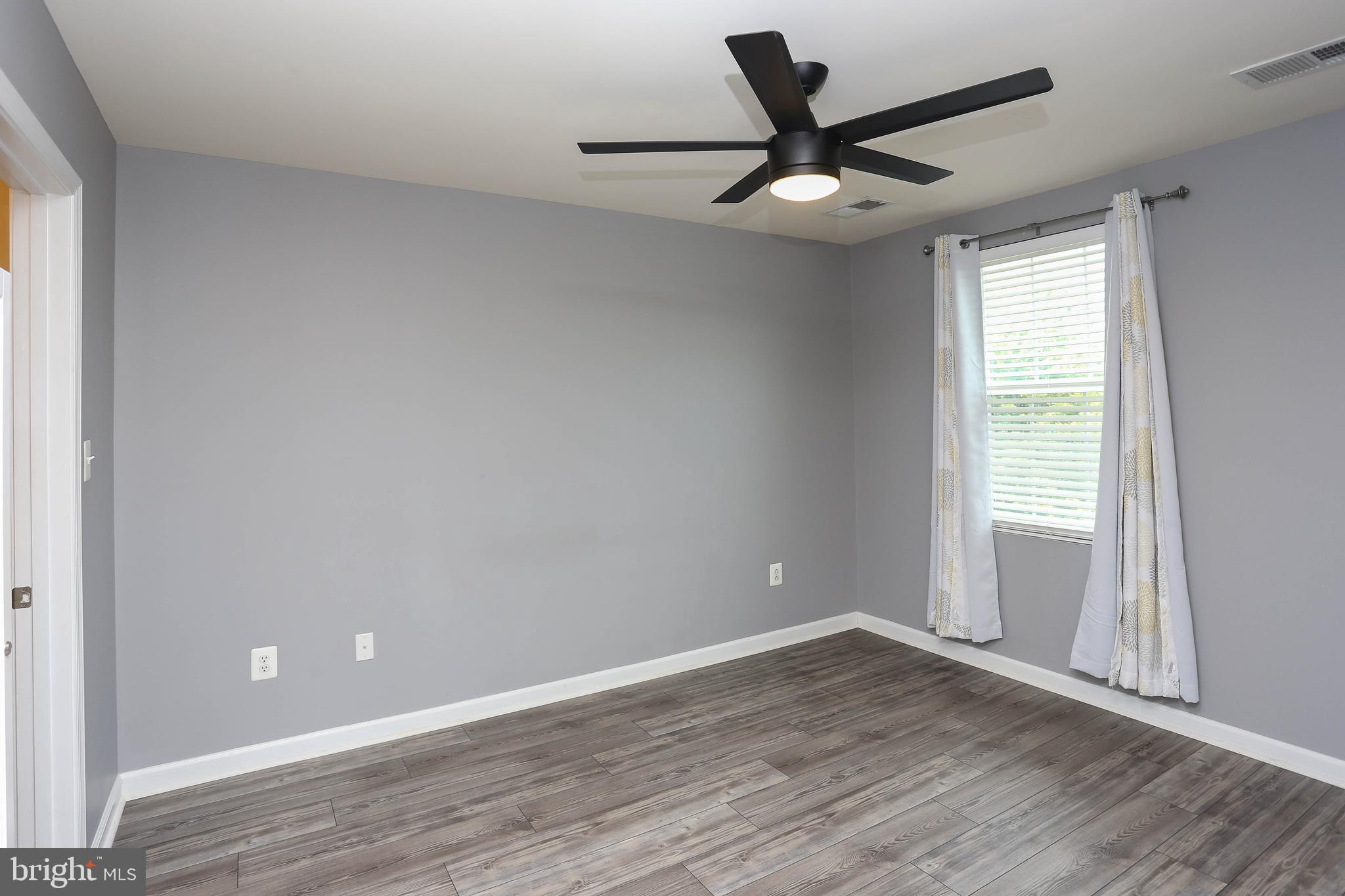 TANYARD SPRINGS - Residential