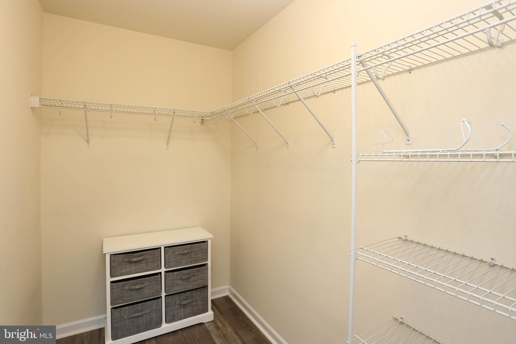 TANYARD SPRINGS - Residential