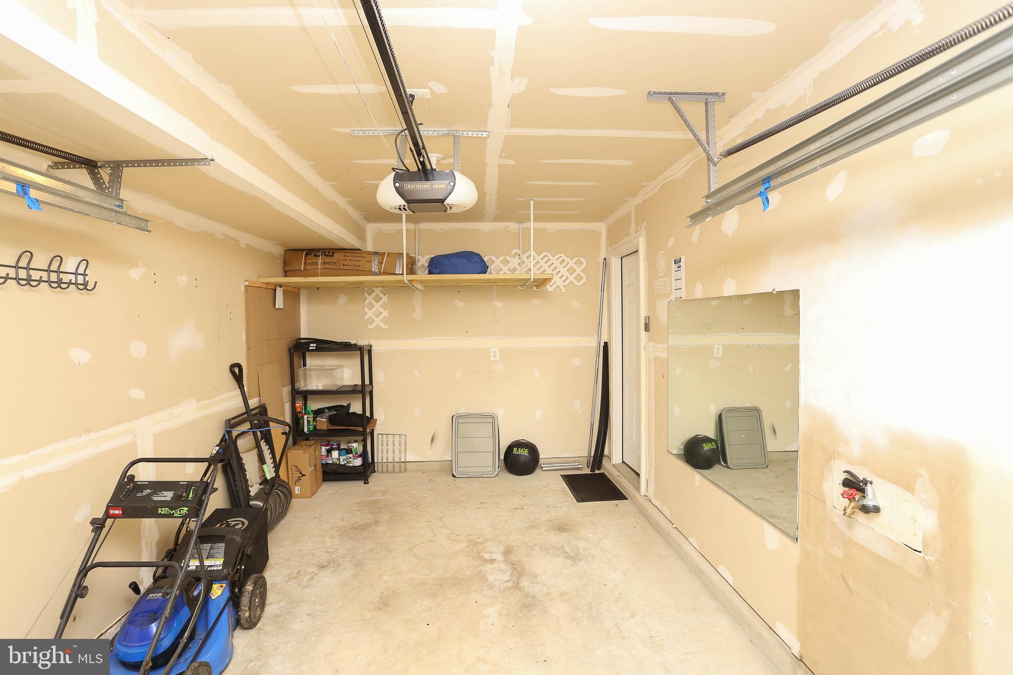 TANYARD SPRINGS - Residential