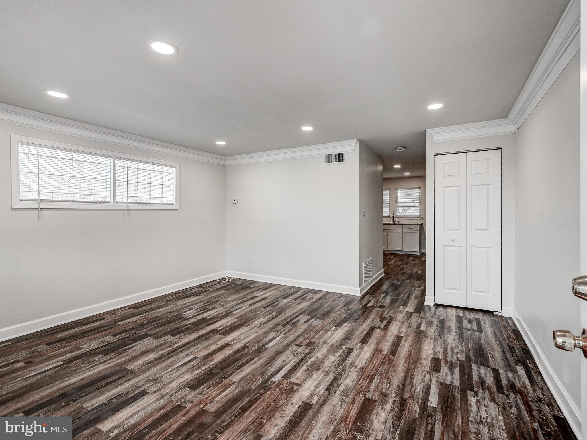 8127 DEL HAVEN ROAD