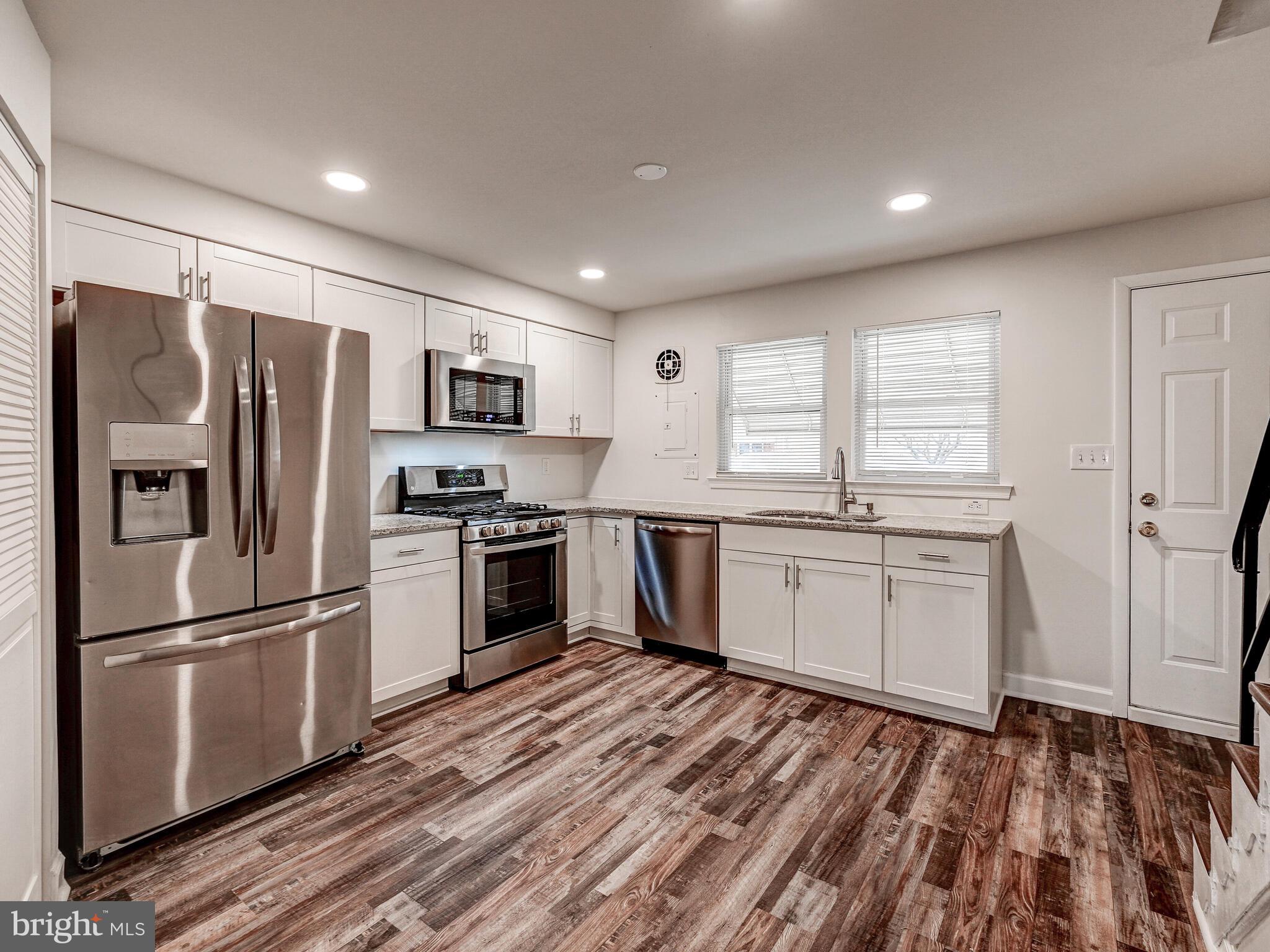 8127 DEL HAVEN ROAD
