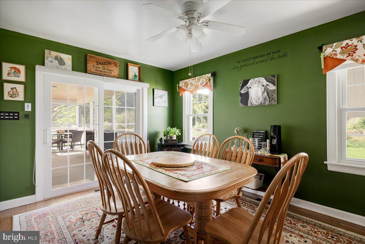 FARMS OF THE RIVER - Residential