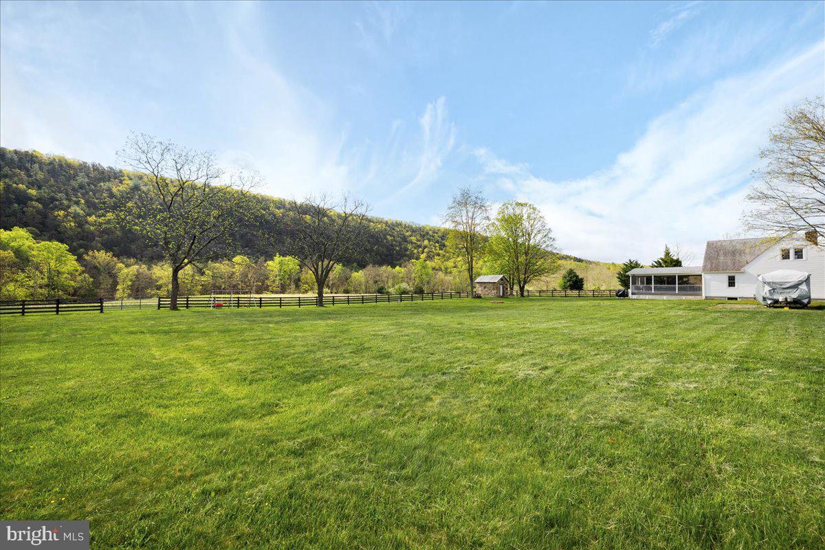 FARMS OF THE RIVER - Residential