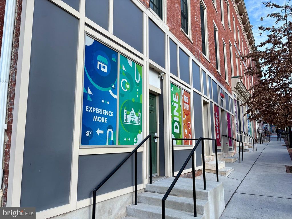 Photo of 113 W King St, LANCASTER, PA 17603 (MLS # PALA2081238)