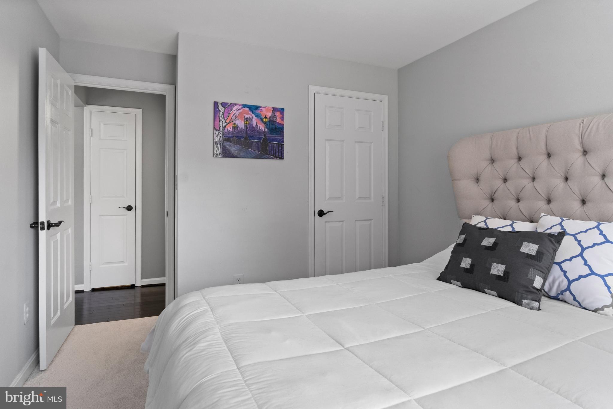 BARRINGTON POINTE CONDOS - Residential