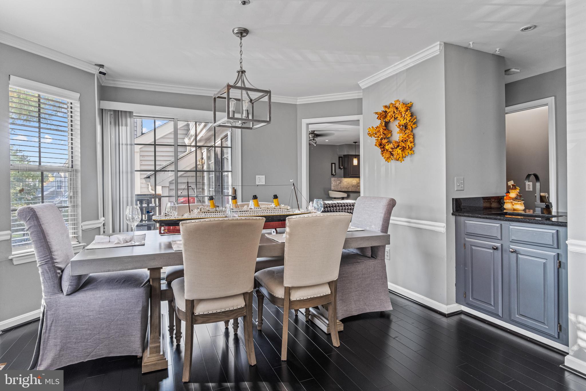 BARRINGTON POINTE CONDOS - Residential