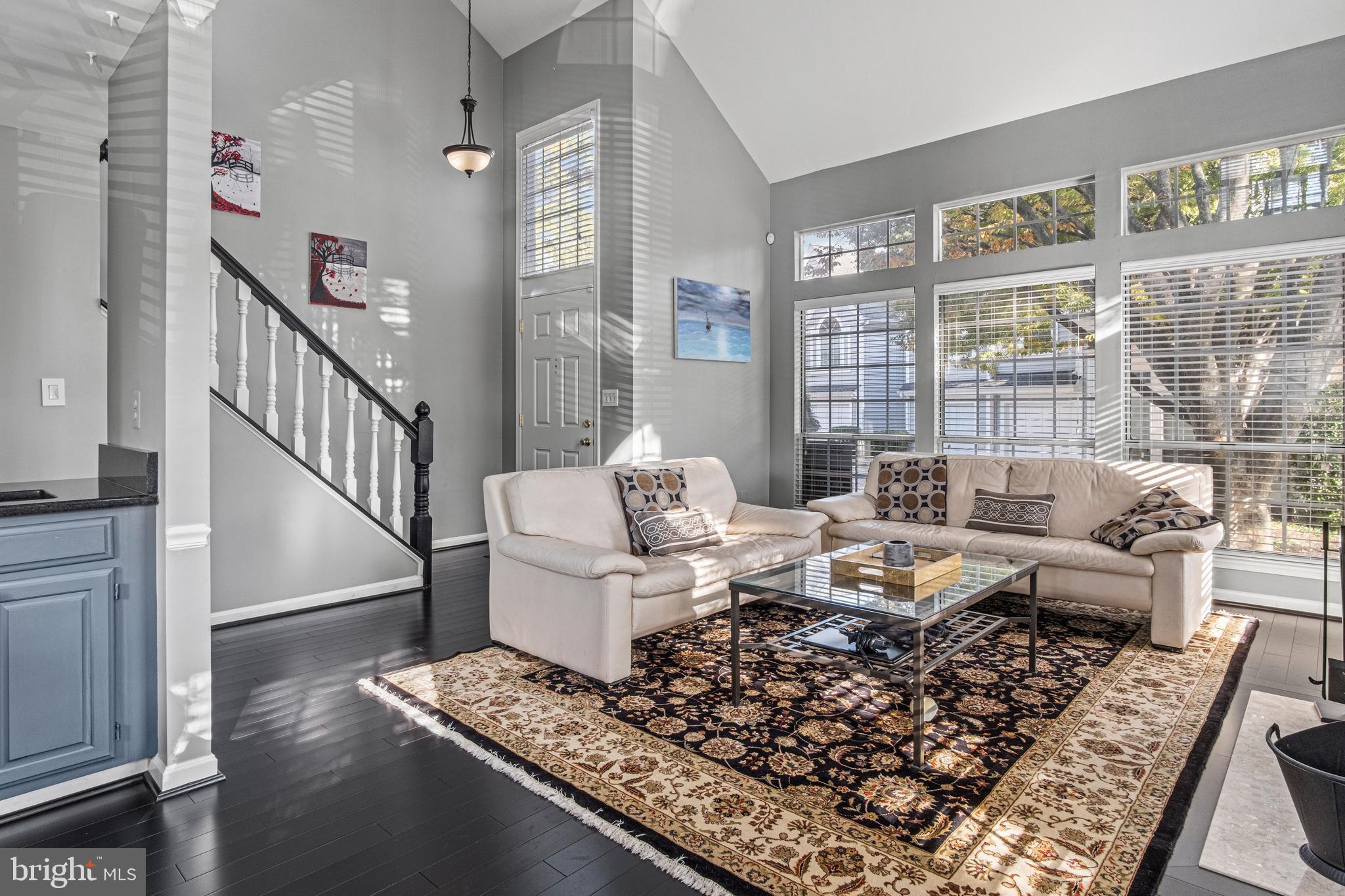 BARRINGTON POINTE CONDOS - Residential