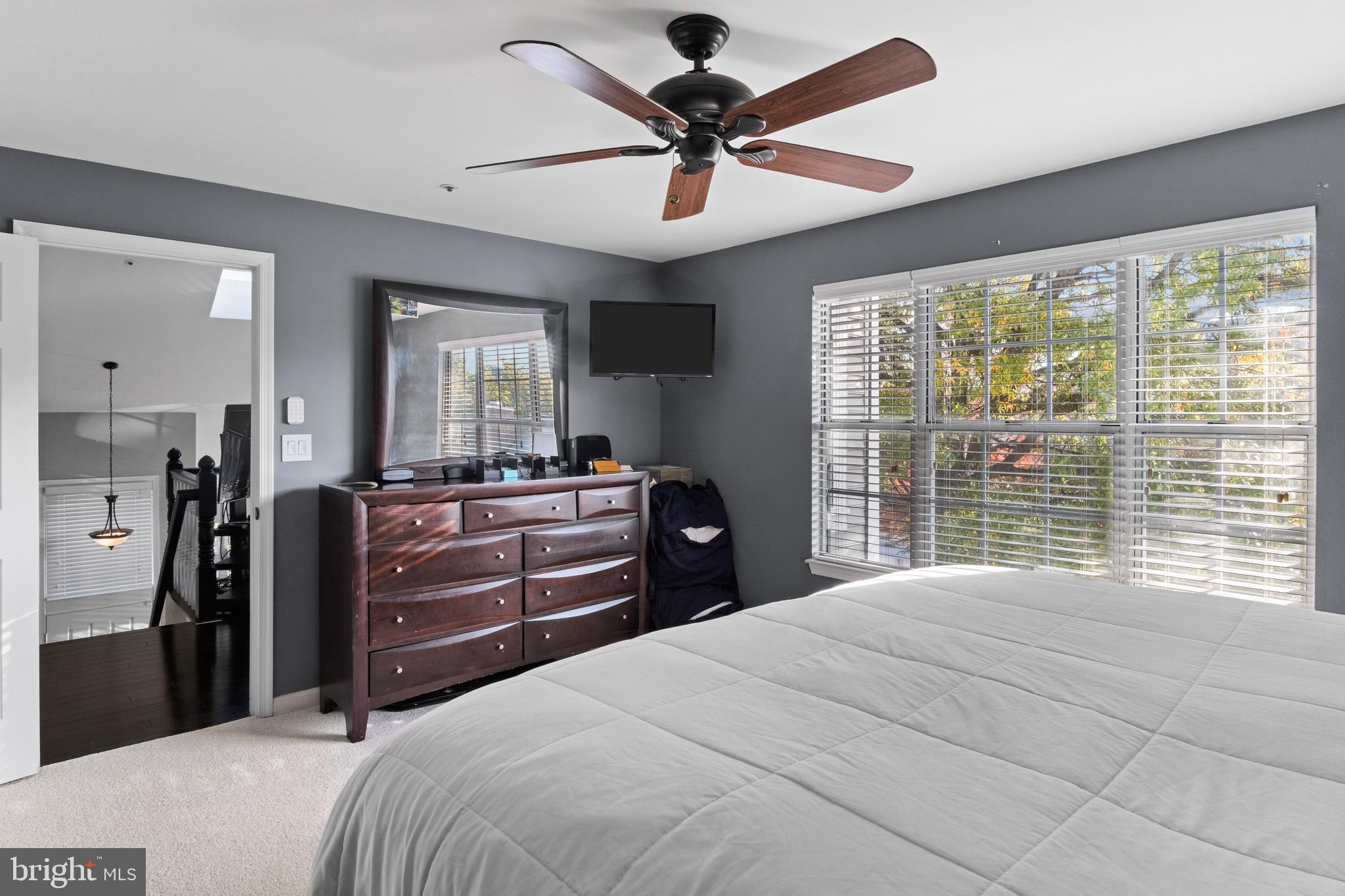 BARRINGTON POINTE CONDOS - Residential