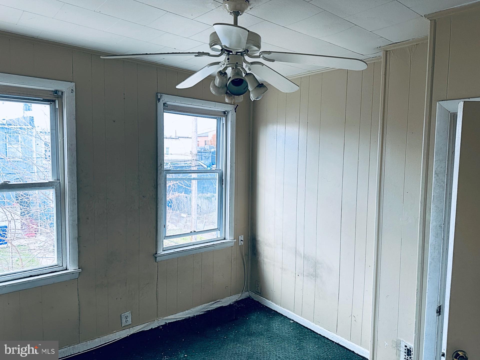 MONDAWMIN - Residential