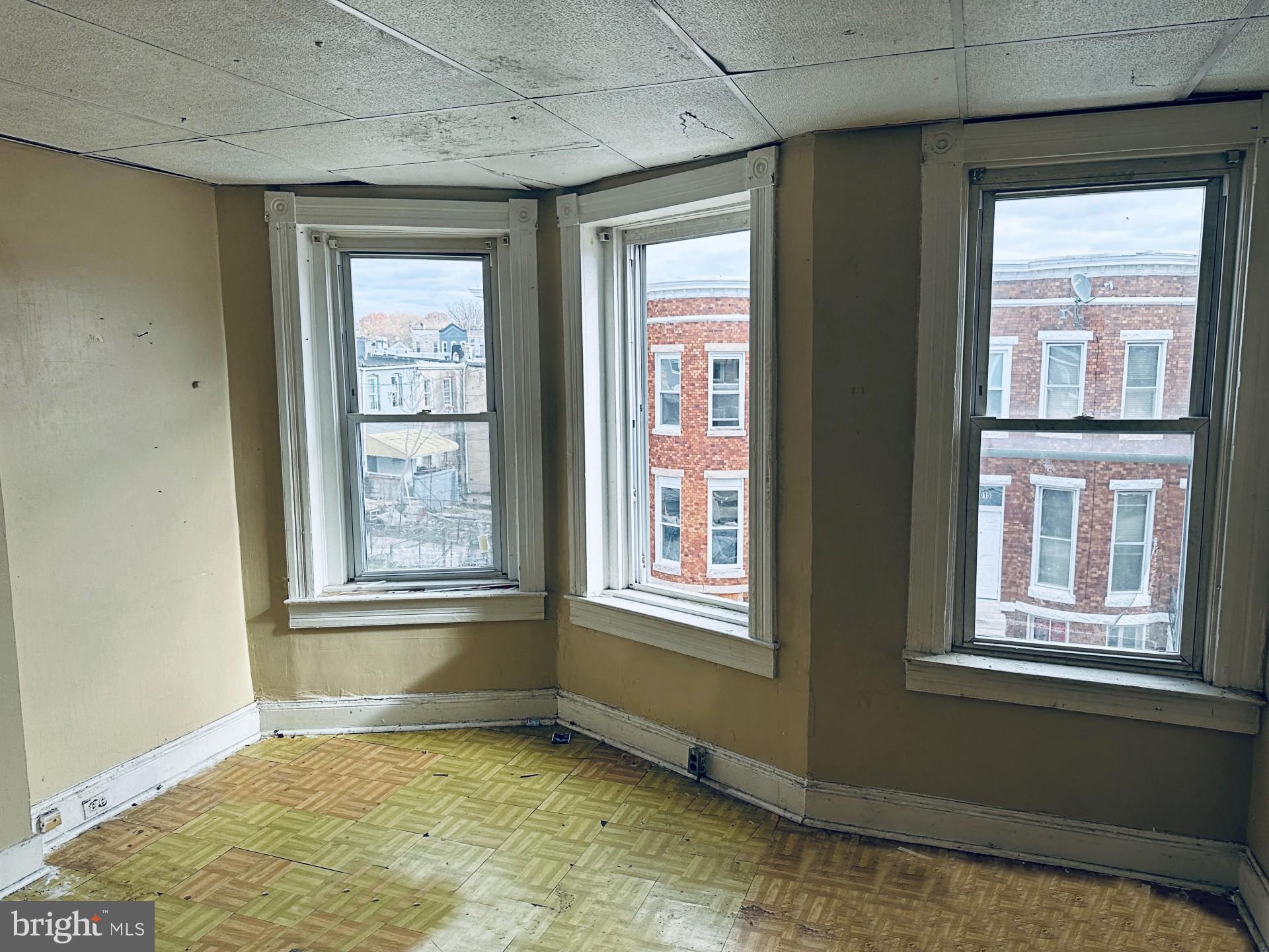 MONDAWMIN - Residential