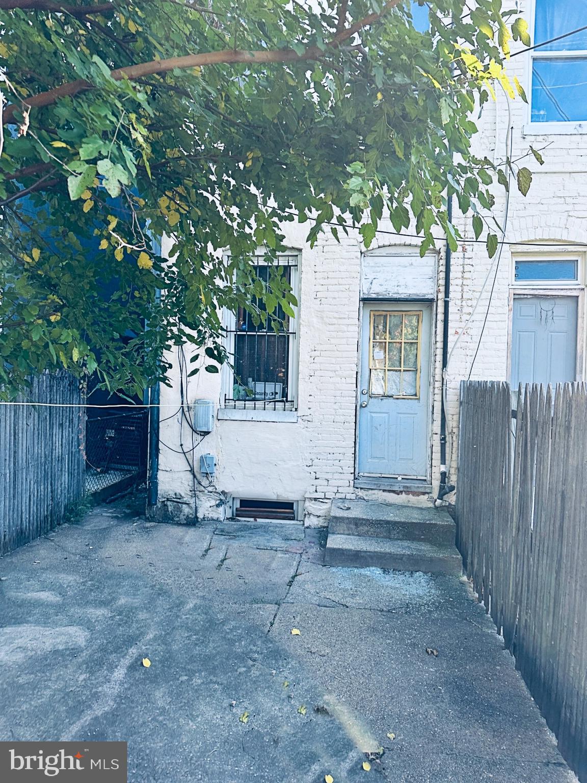 MONDAWMIN - Residential