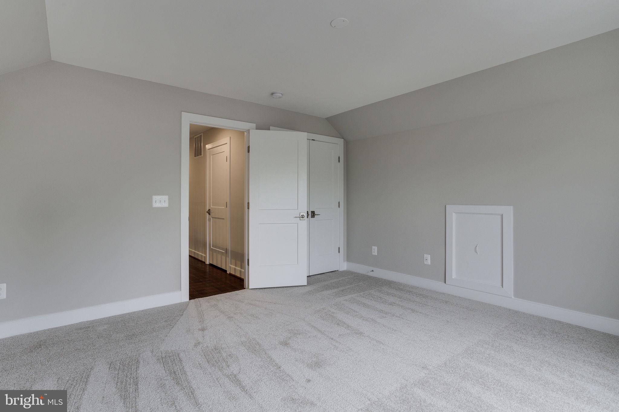 BERKSHIRE - Residential