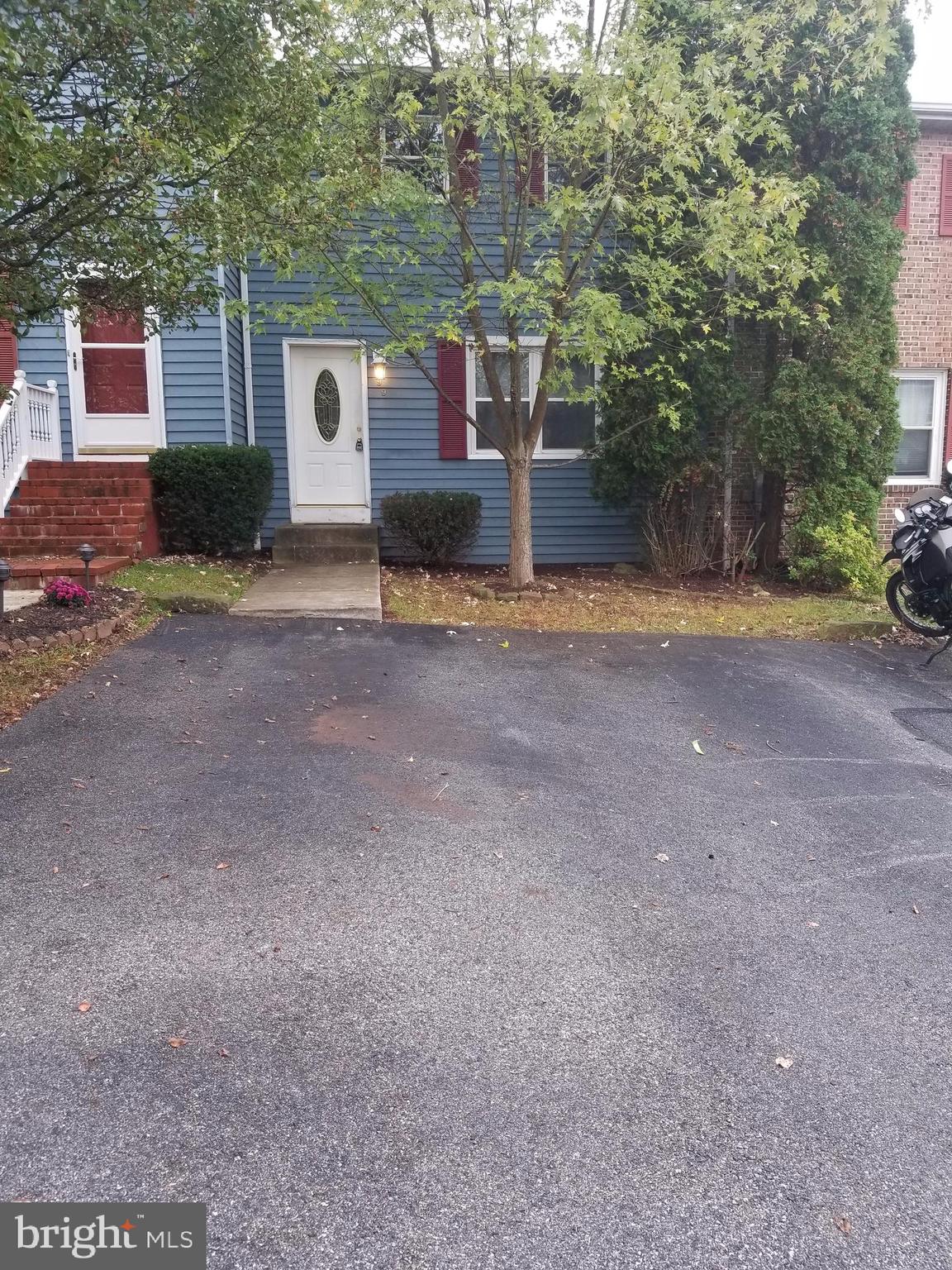 VALLEY GREEN VILLAGE WEST - Residential