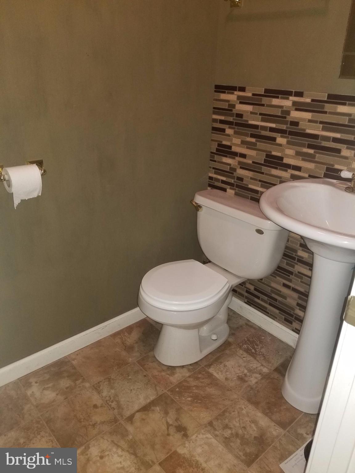 VALLEY GREEN VILLAGE WEST - Residential