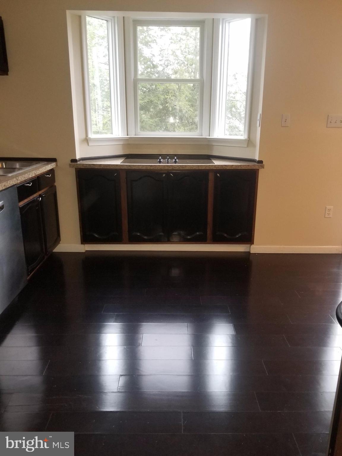 VALLEY GREEN VILLAGE WEST - Residential