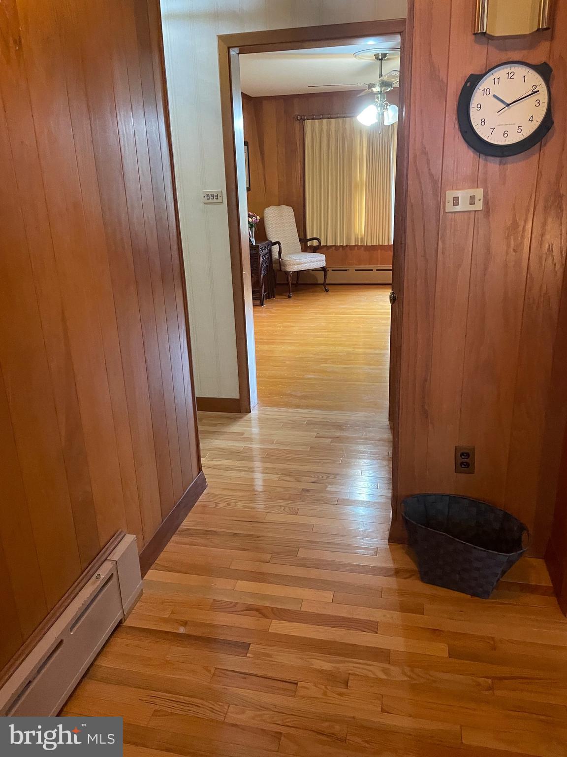 HUNTING HILLS - Residential