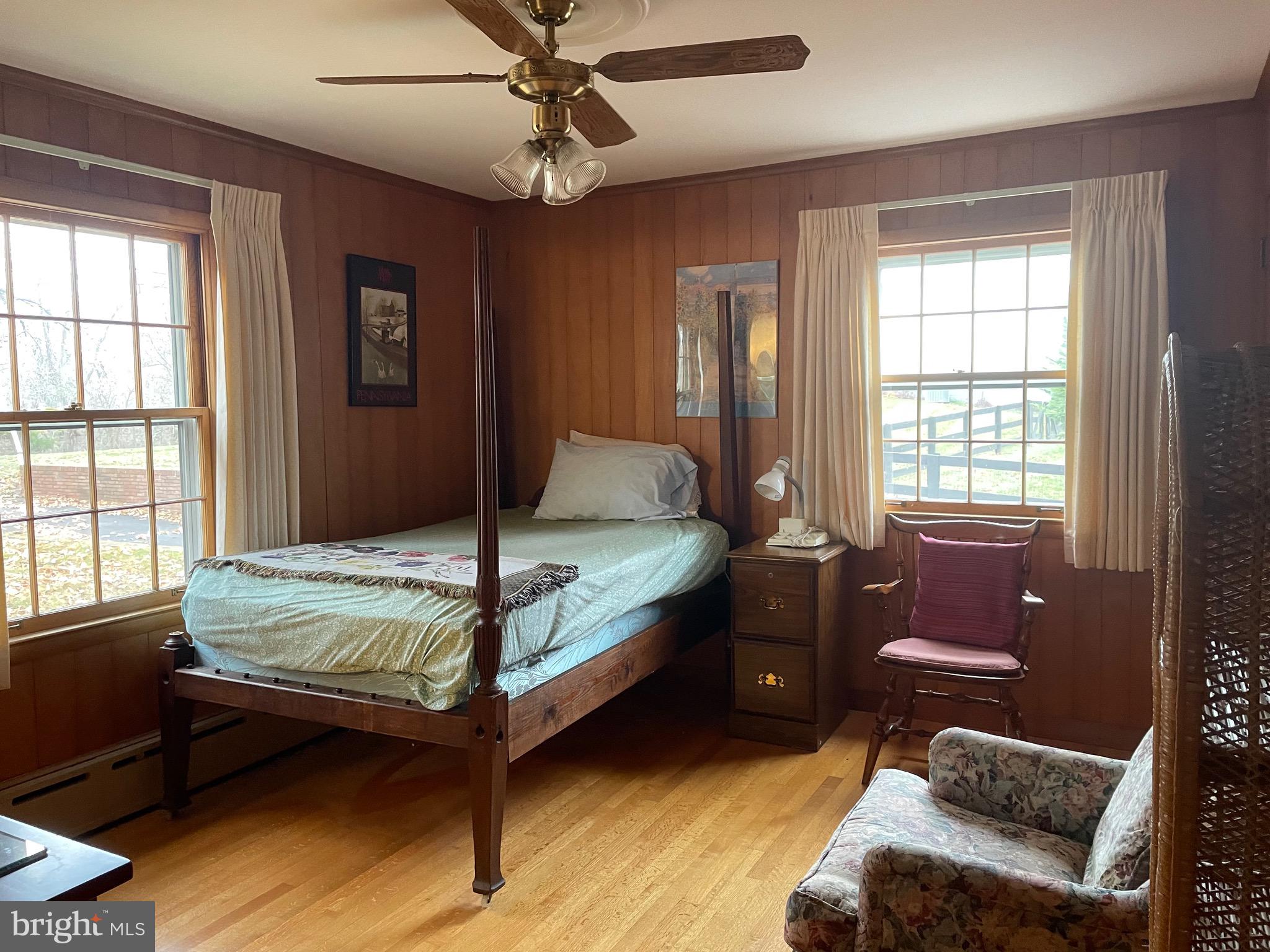 HUNTING HILLS - Residential