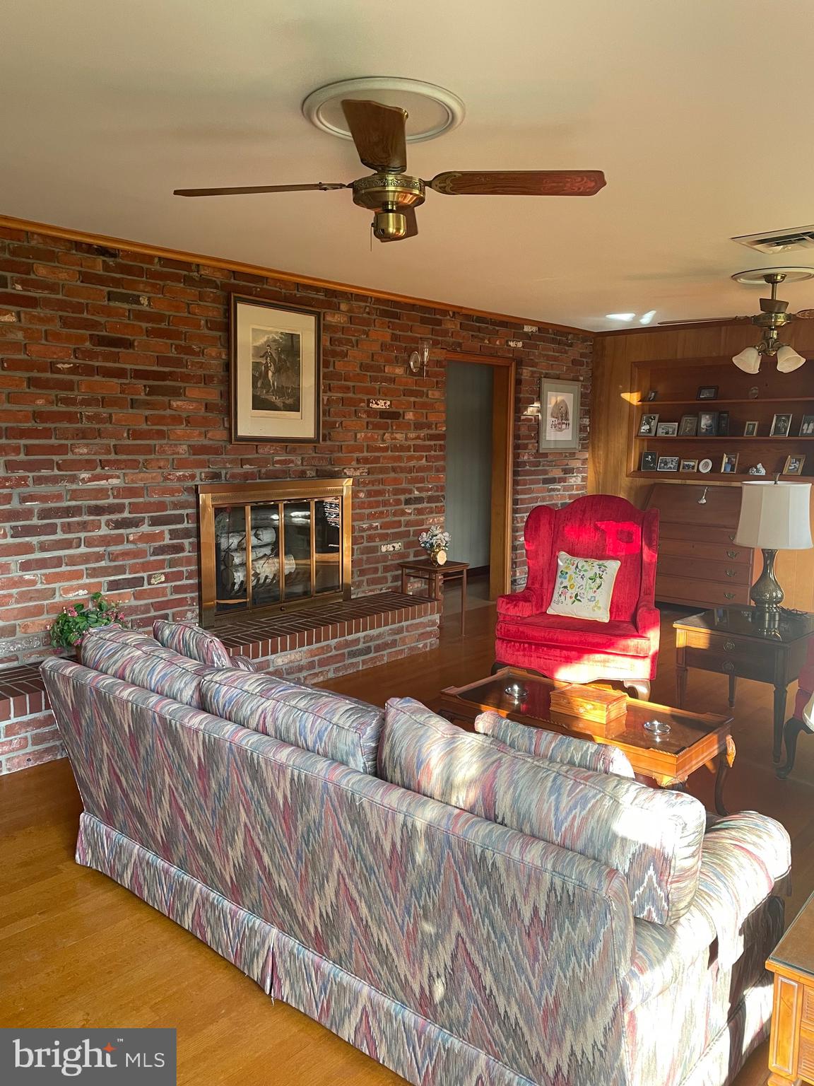 HUNTING HILLS - Residential