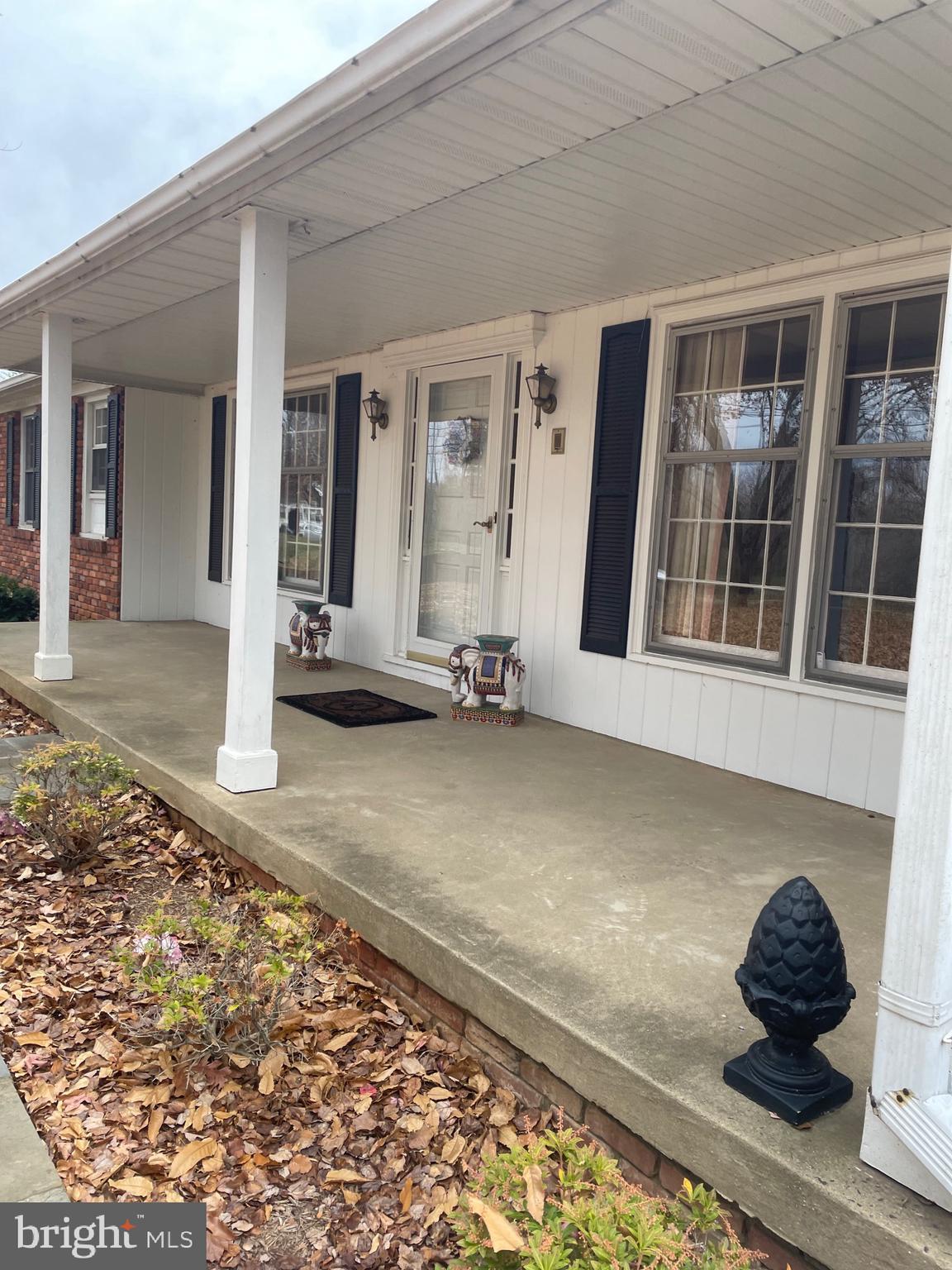 HUNTING HILLS - Residential