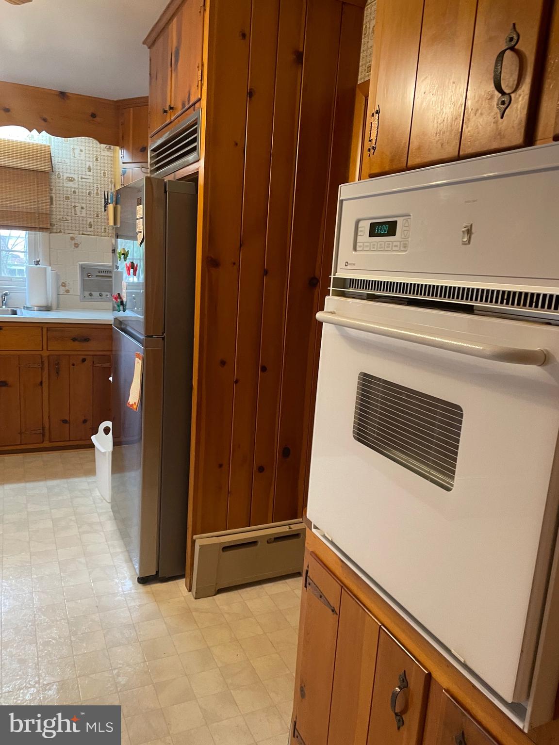 HUNTING HILLS - Residential