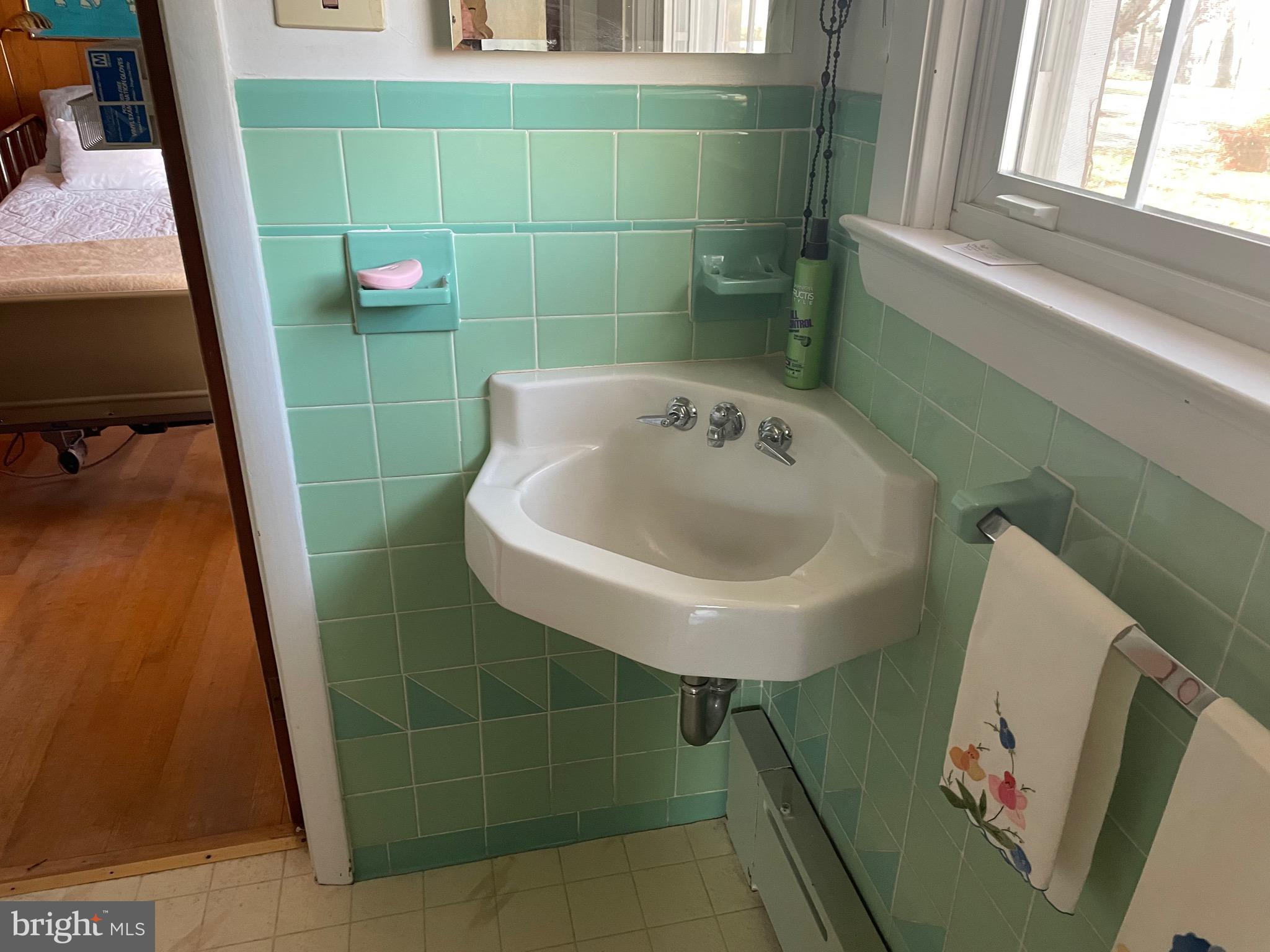 HUNTING HILLS - Residential