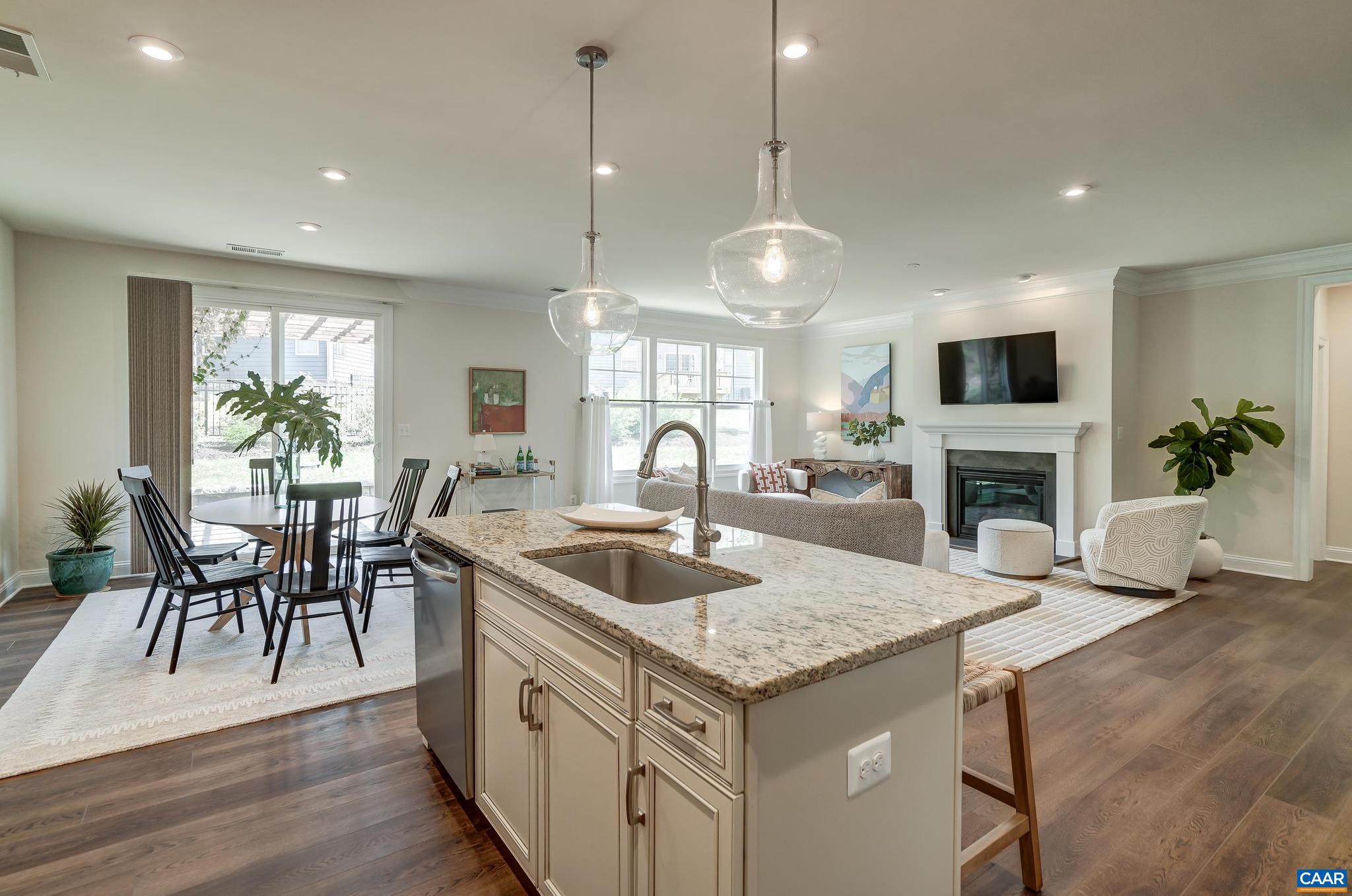SPRING CREEK - Residential