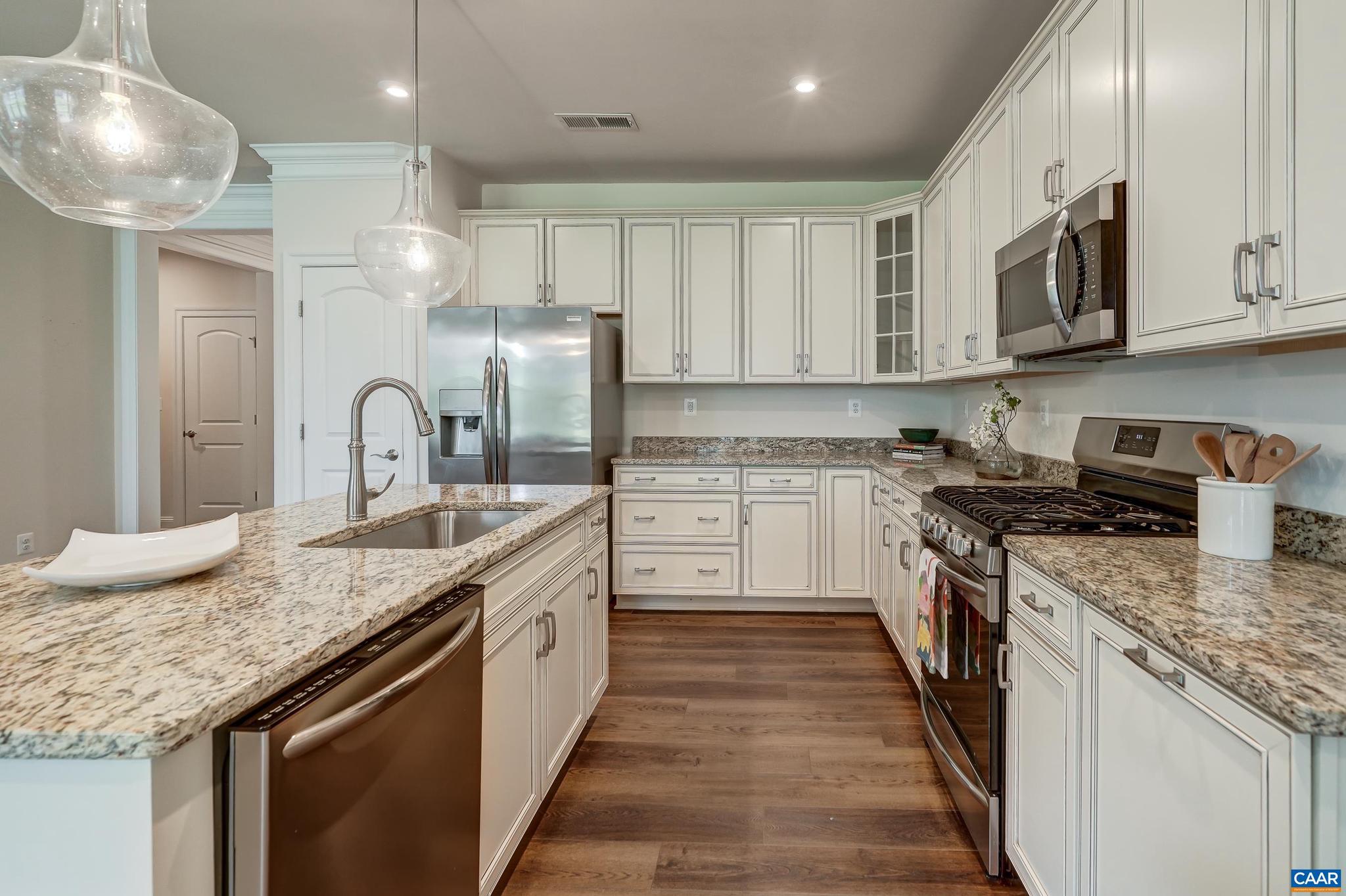 SPRING CREEK - Residential