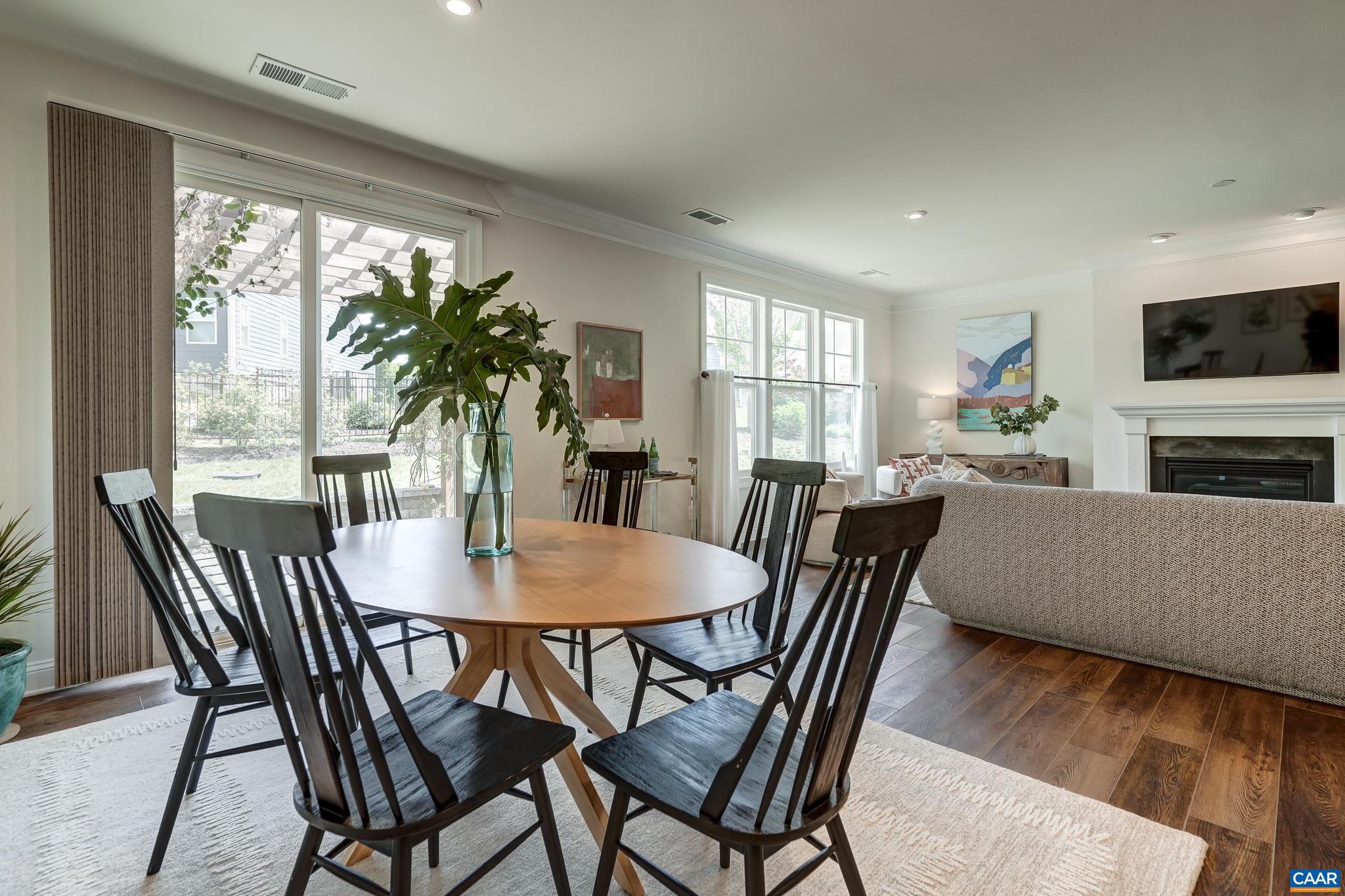 SPRING CREEK - Residential