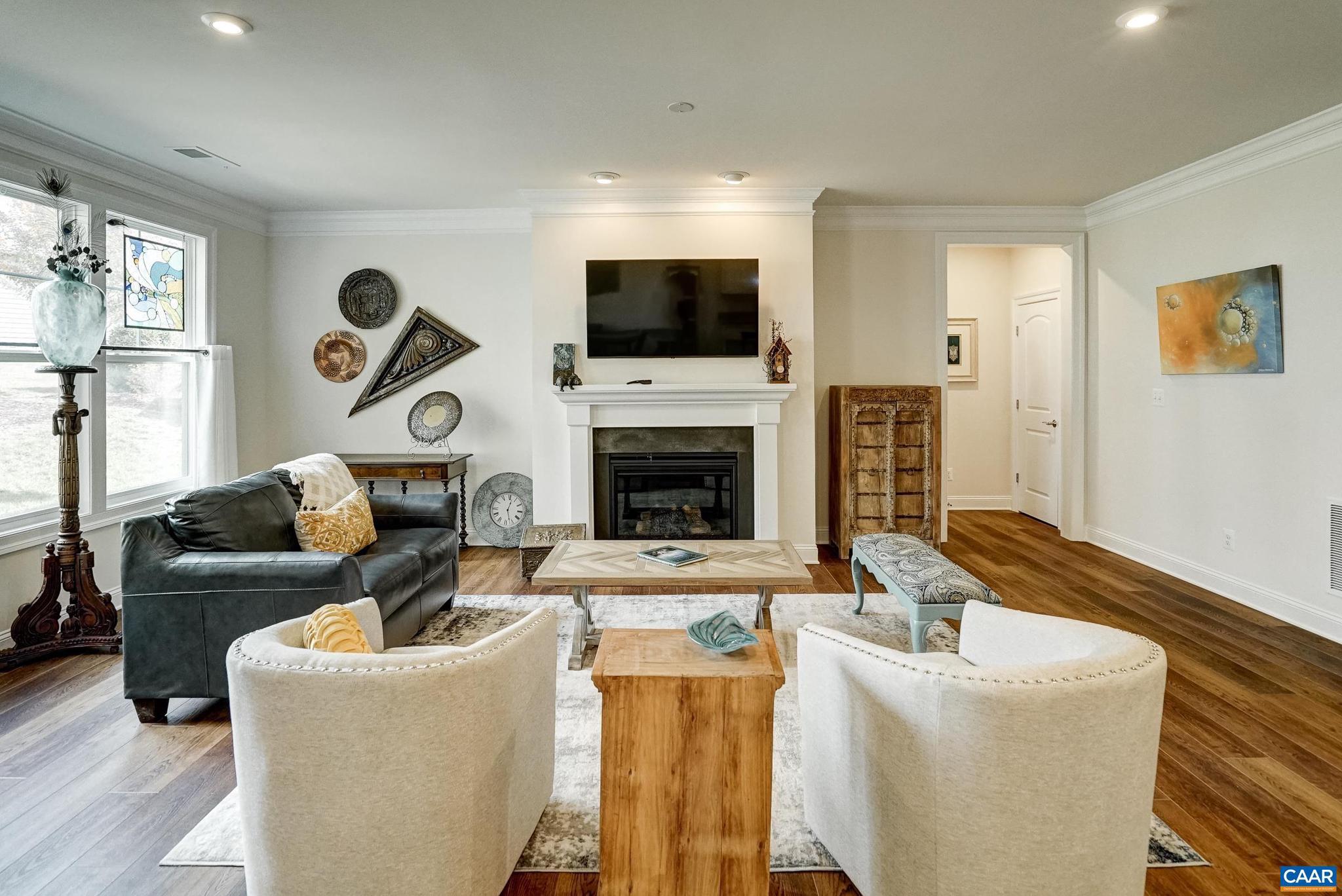 SPRING CREEK - Residential