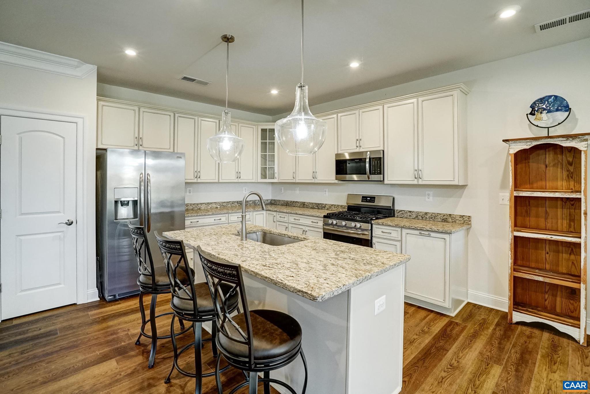 SPRING CREEK - Residential