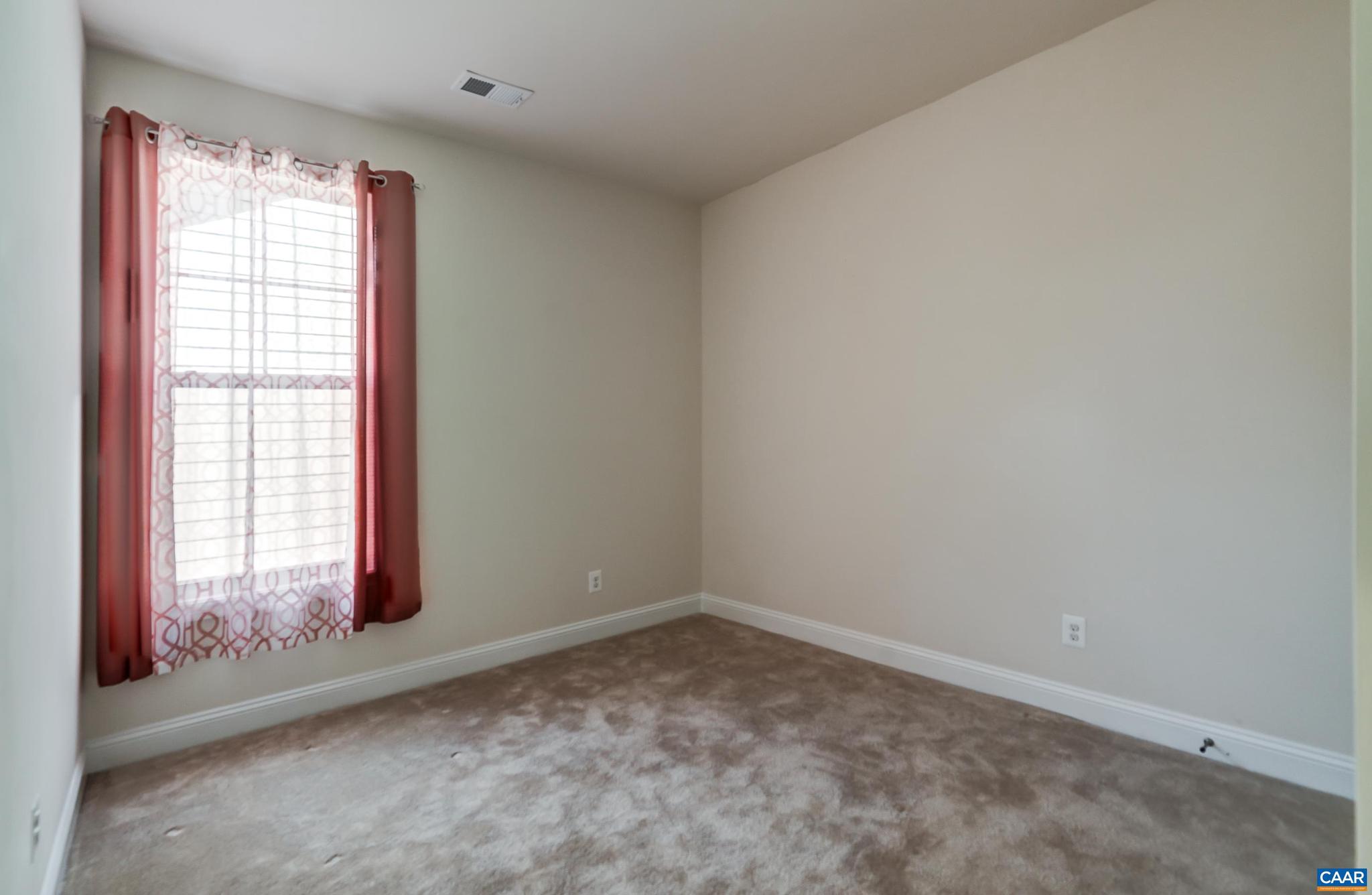 SPRING CREEK - Residential