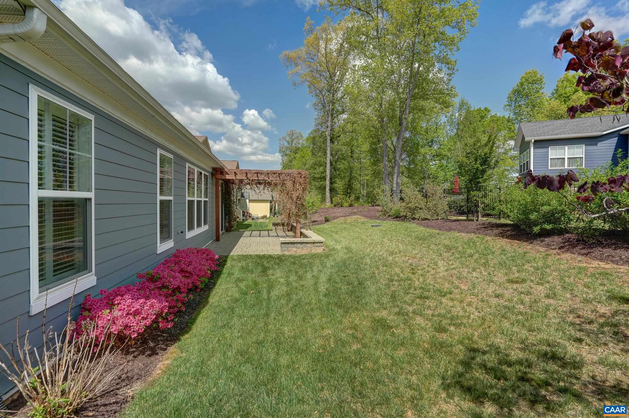 SPRING CREEK - Residential