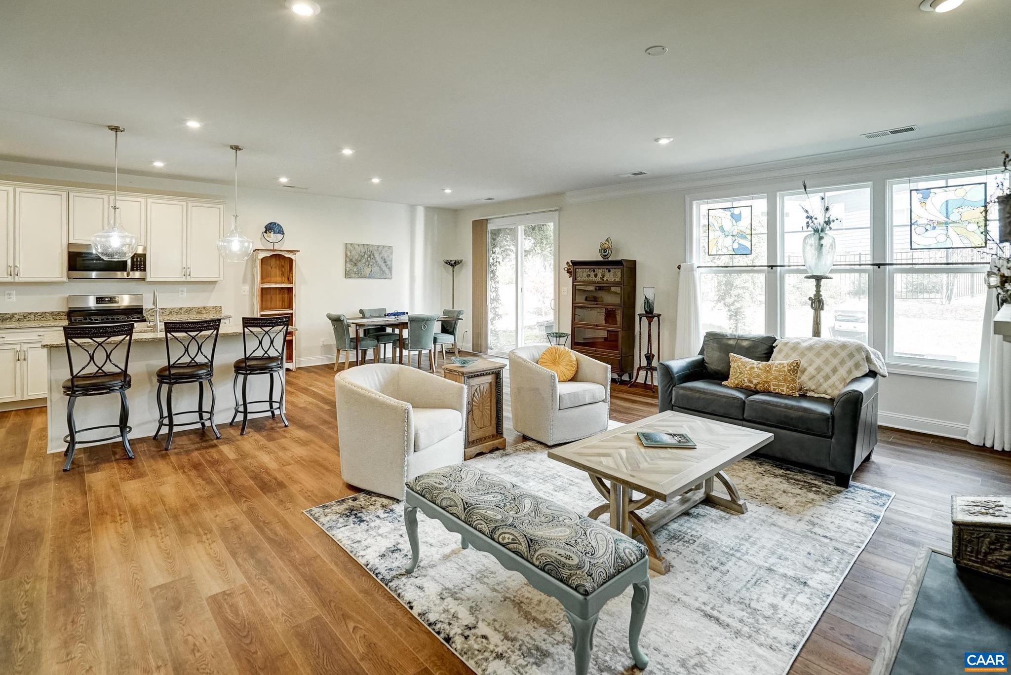 SPRING CREEK - Residential