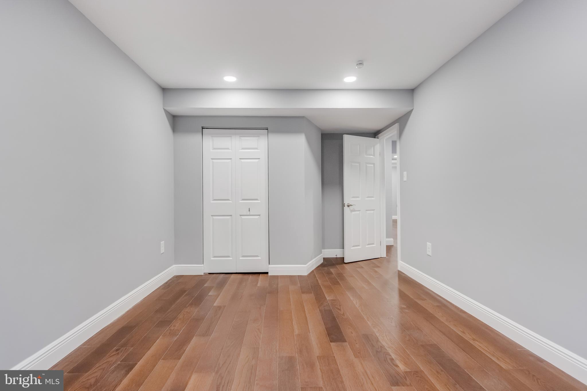 WILLOWBROOK - Residential