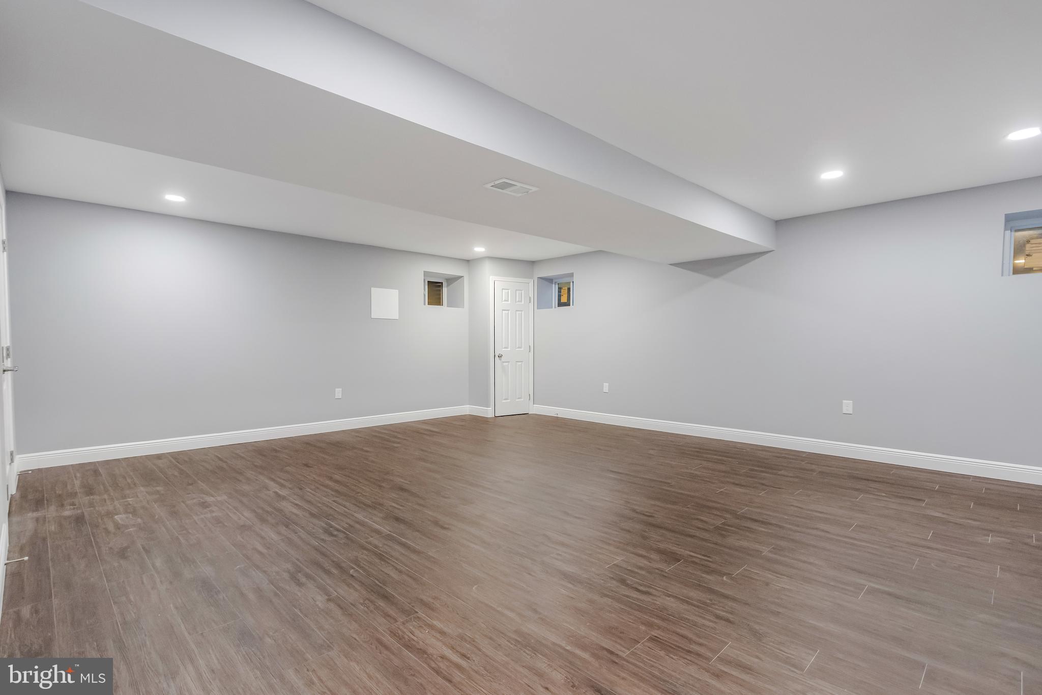 WILLOWBROOK - Residential